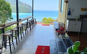The View Hostel